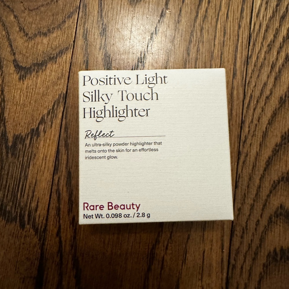 Rare Beauty Positive Light Silky Touch Highlighter